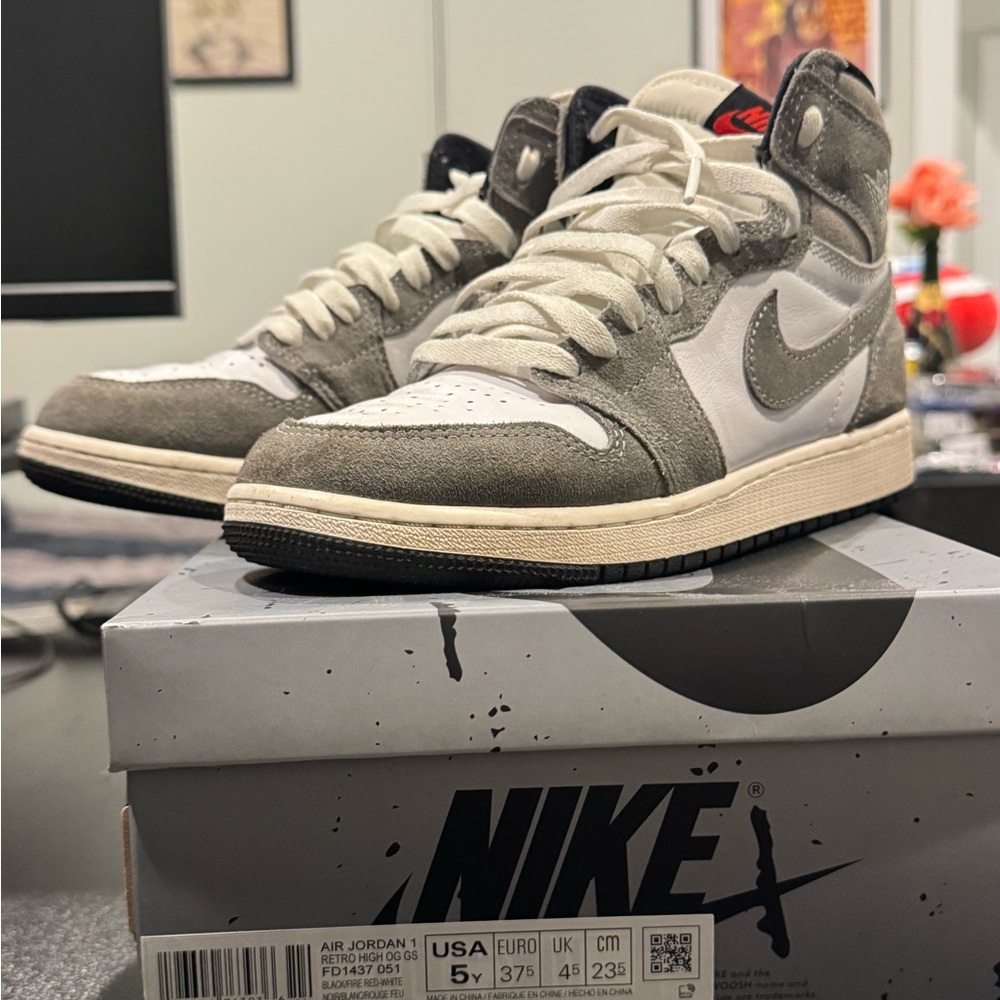 Jordan 1 Retro High - Picture 4 of 4